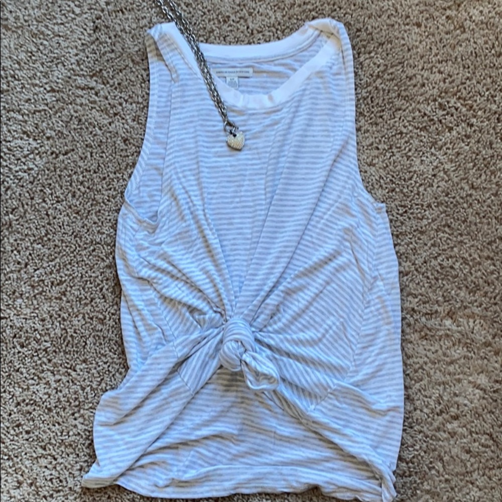 American Eagle tank top
